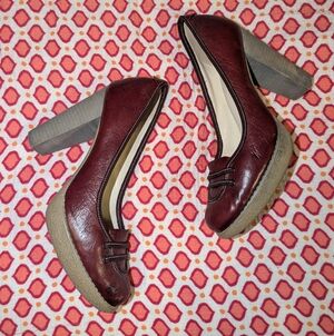 Lacoste Missie Gloss USA Leather Women Shoes Pumps High Heels Shoes Oxblood Red